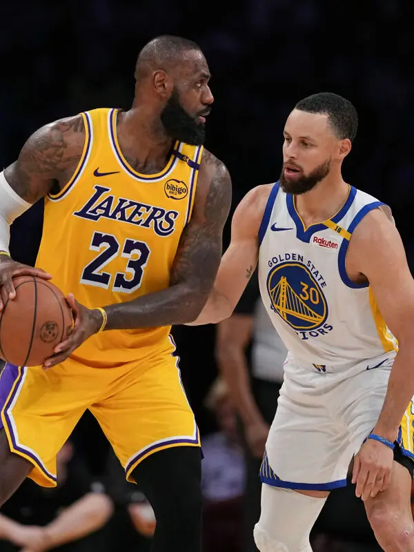 stron, 今年夏天, 掘金火箭前