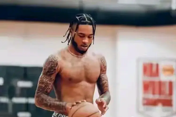 cn, 在东部, 格林过去两