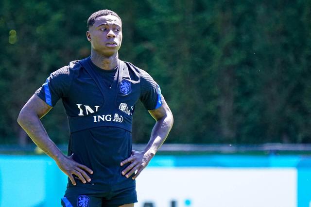 这对荷兰足, 目标, 么多有天赋