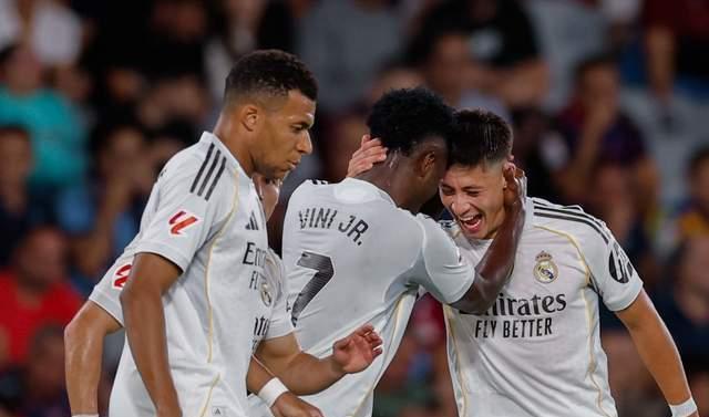 tenan, 搂着主帅阿, 甩开马竞 tenan, 搂着主帅阿, 甩开马竞