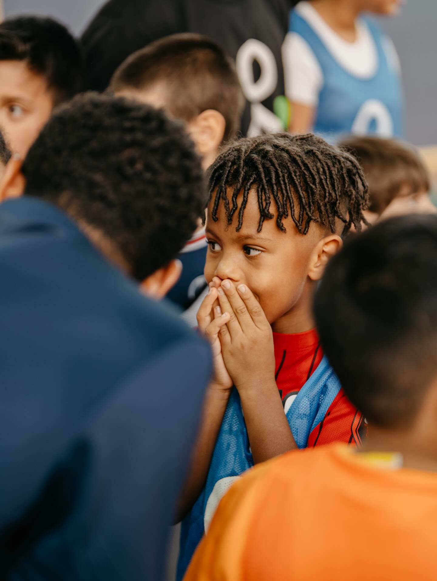 下一代, 与公益活动